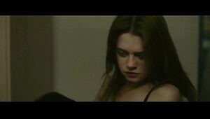 Abigail Hardingham in Nina Forever  - 3